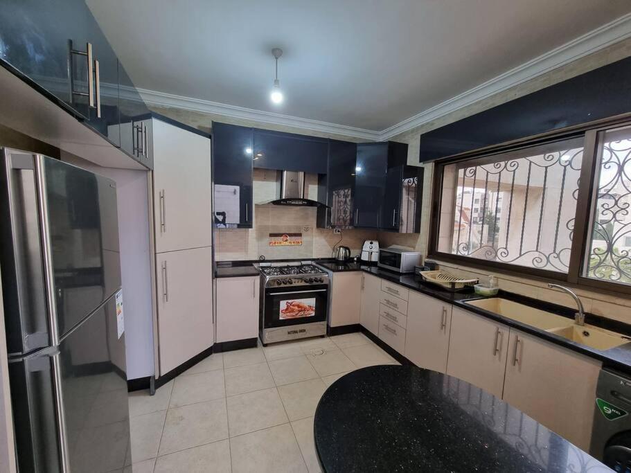 Deir Ghbar 3 Rooms Apart Amman Luaran gambar