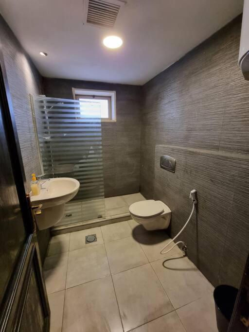 Deir Ghbar 3 Rooms Apart Amman Luaran gambar